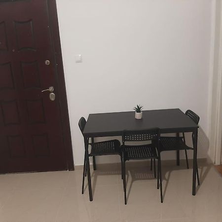 Modern Apartmen In Athina Apartment Athens Ngoại thất bức ảnh