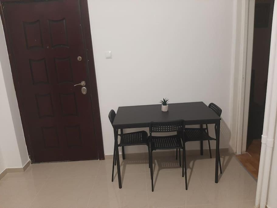 Modern Apartmen In Athina Apartment Athens Ngoại thất bức ảnh